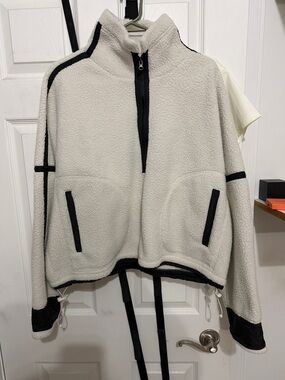 Cozy Half-Zip Sherpa Jacket - Cream with Black Trim
